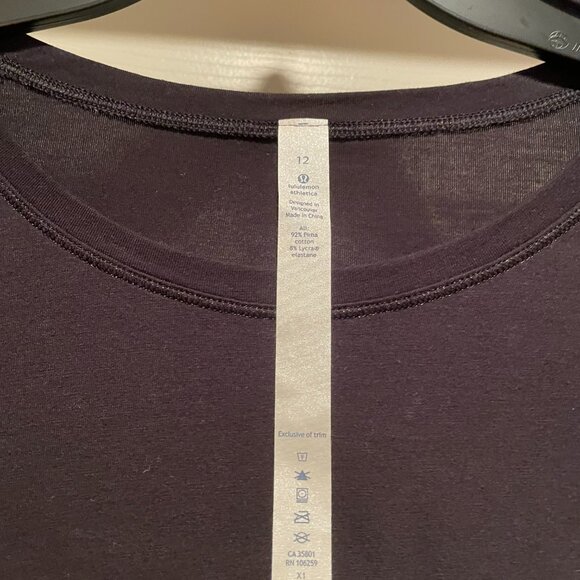 Lululemon, Ultralight Hip-Length Long-Sleeve Shirt, Black, Size 12 - Picture 5 of 5